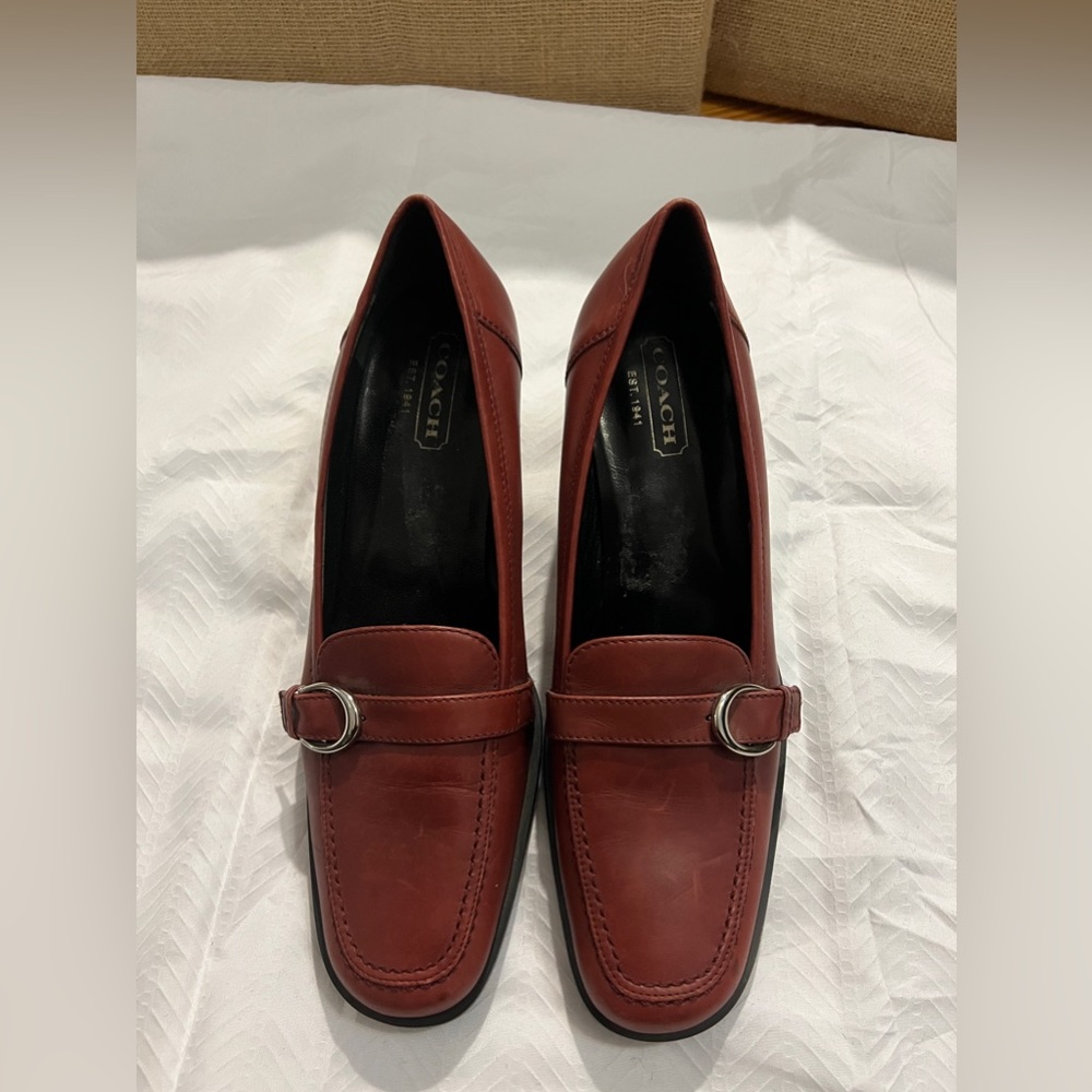 Coach Classic Kelly buckle size 8.5 shoe